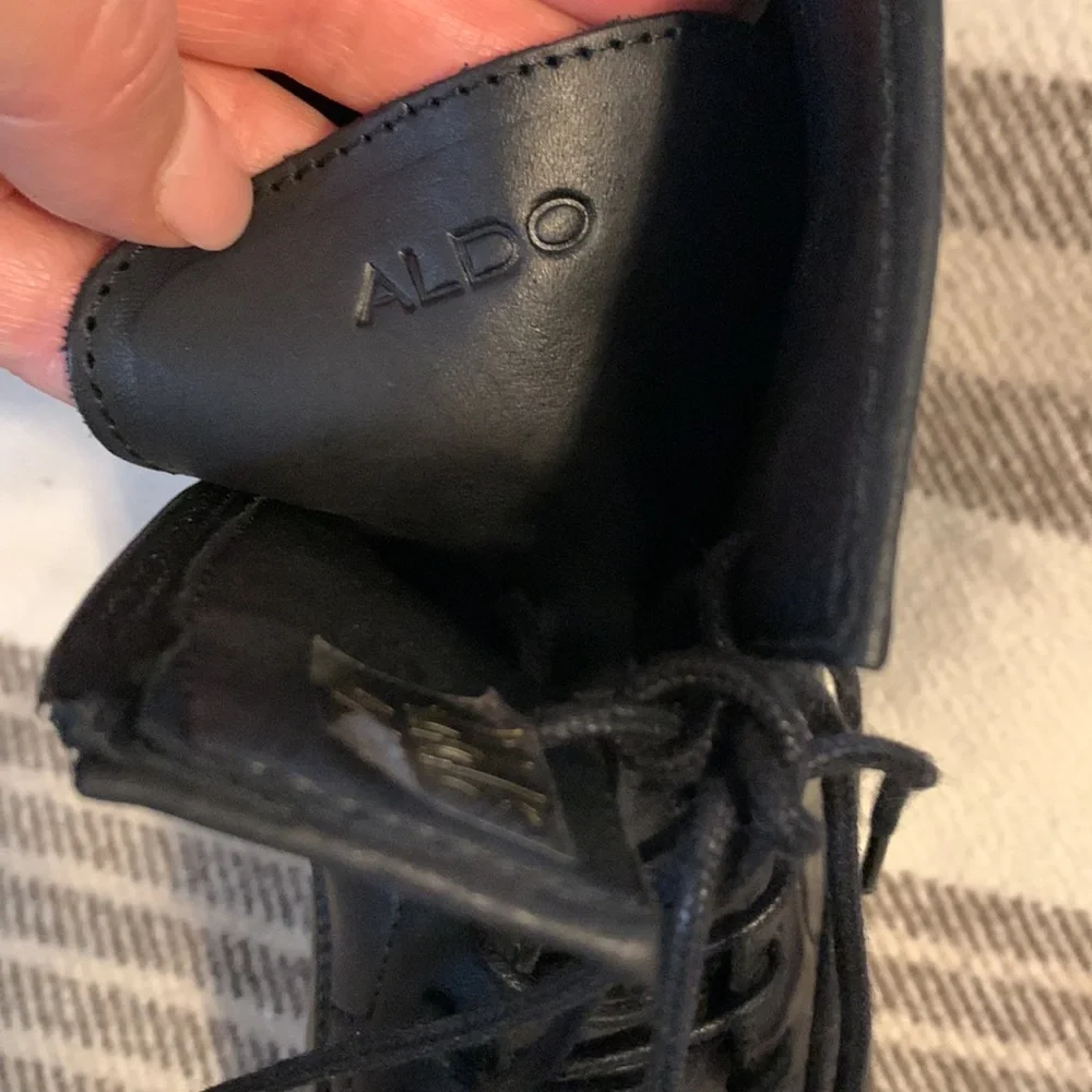 New ALDO Men’s Black Leather Dress Casual Chukka Boots